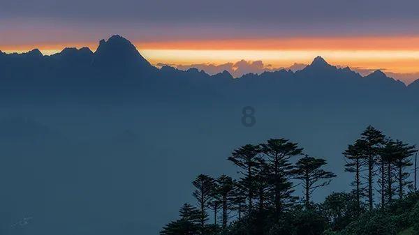 探索未知山峰