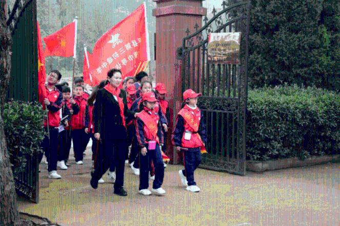 潢川县司法局:开展校园安全大排查 筑牢校园安全“防火墙”